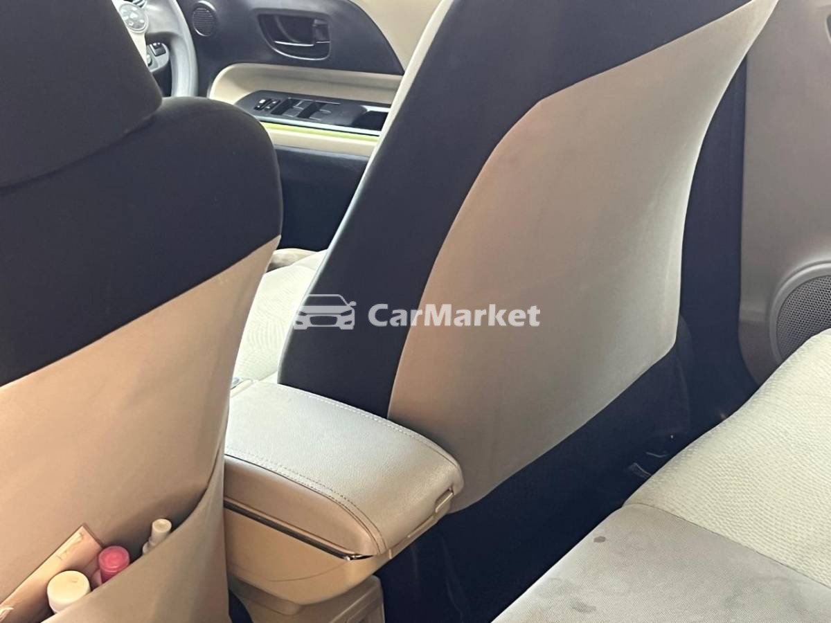 Slider Indicator Image 4