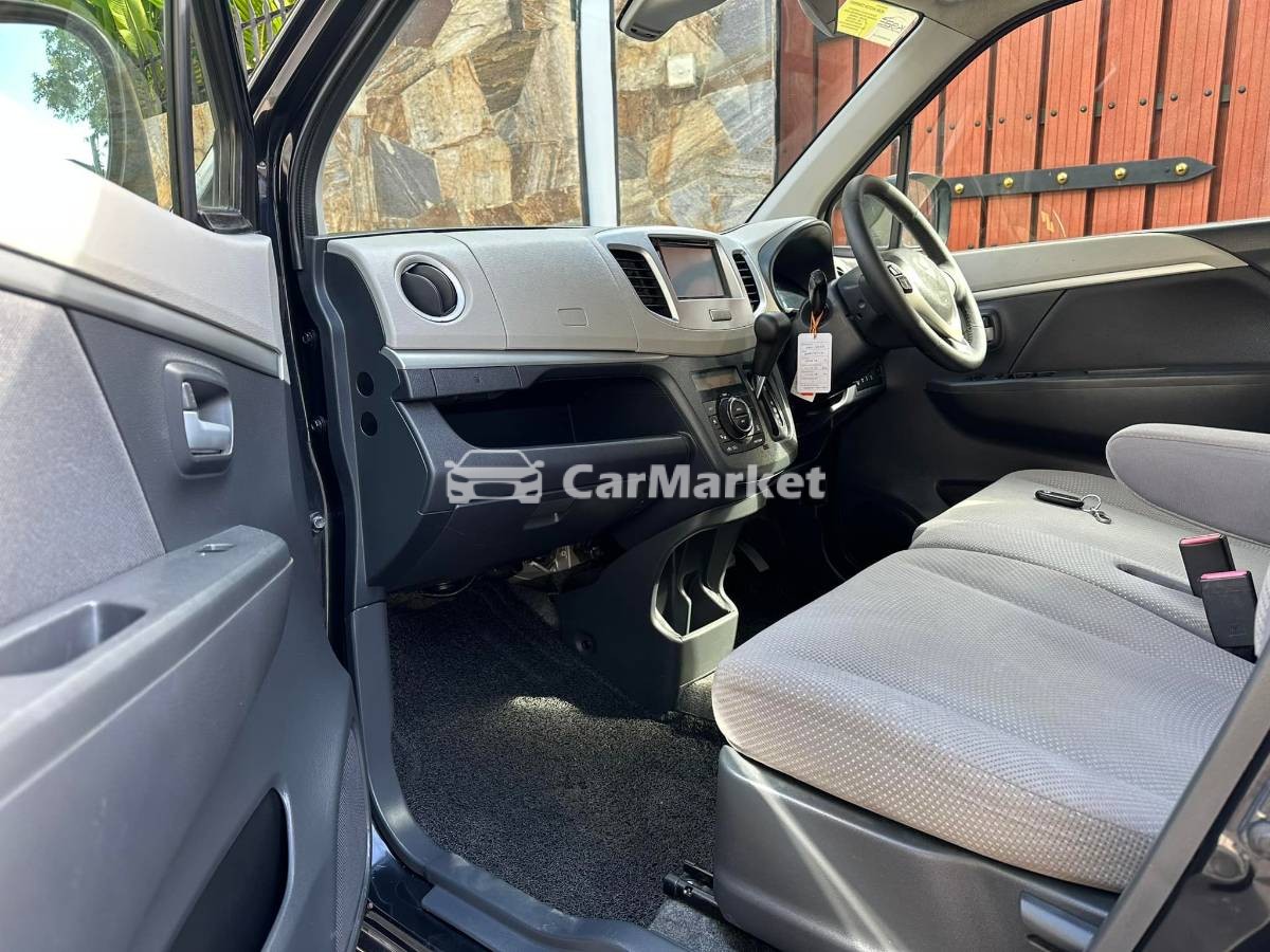 Slider Indicator Image 5