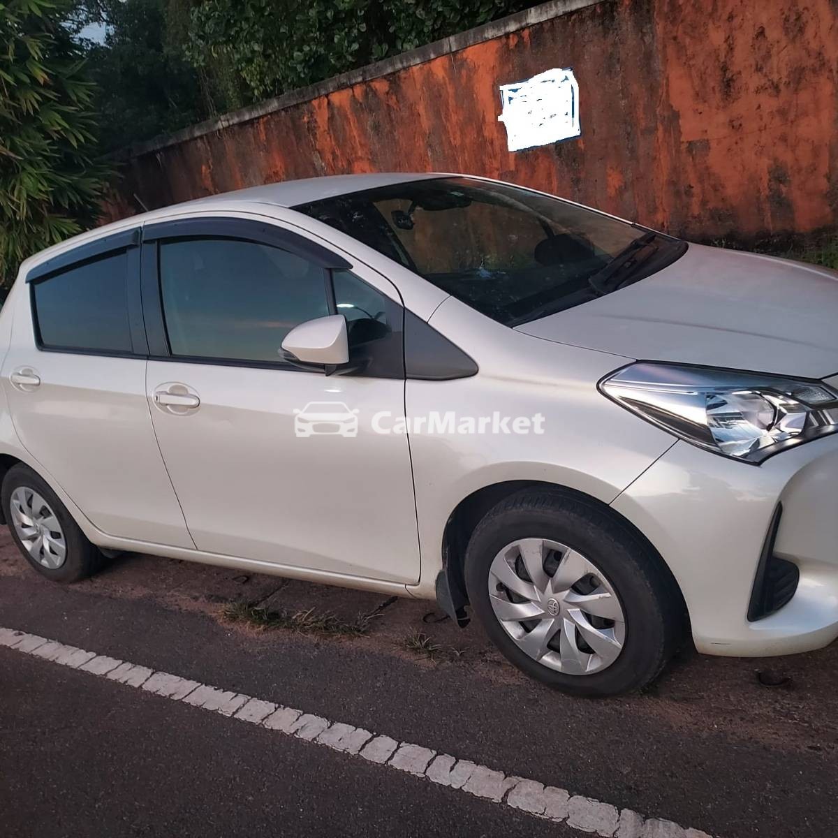 Slider Indicator Image 3