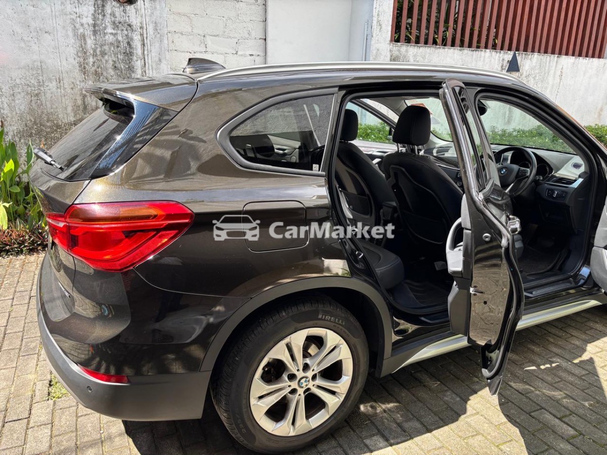 Slider Indicator Image 3