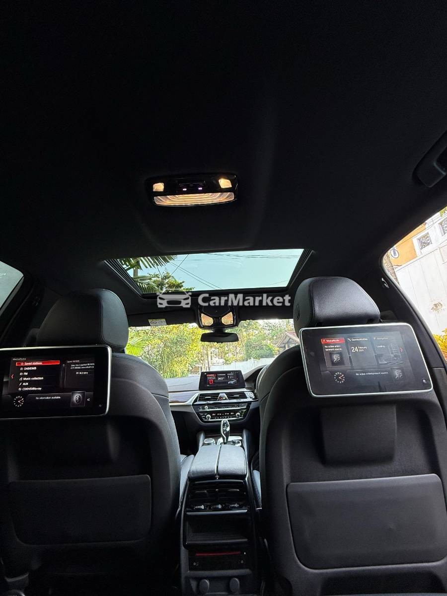 Slider Indicator Image 5