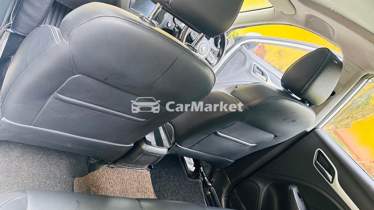 Slider Indicator Image 4