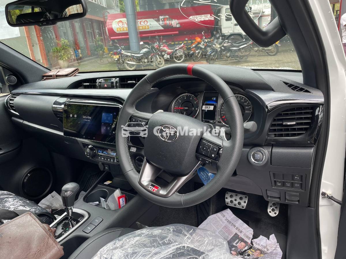 Slider Indicator Image 4