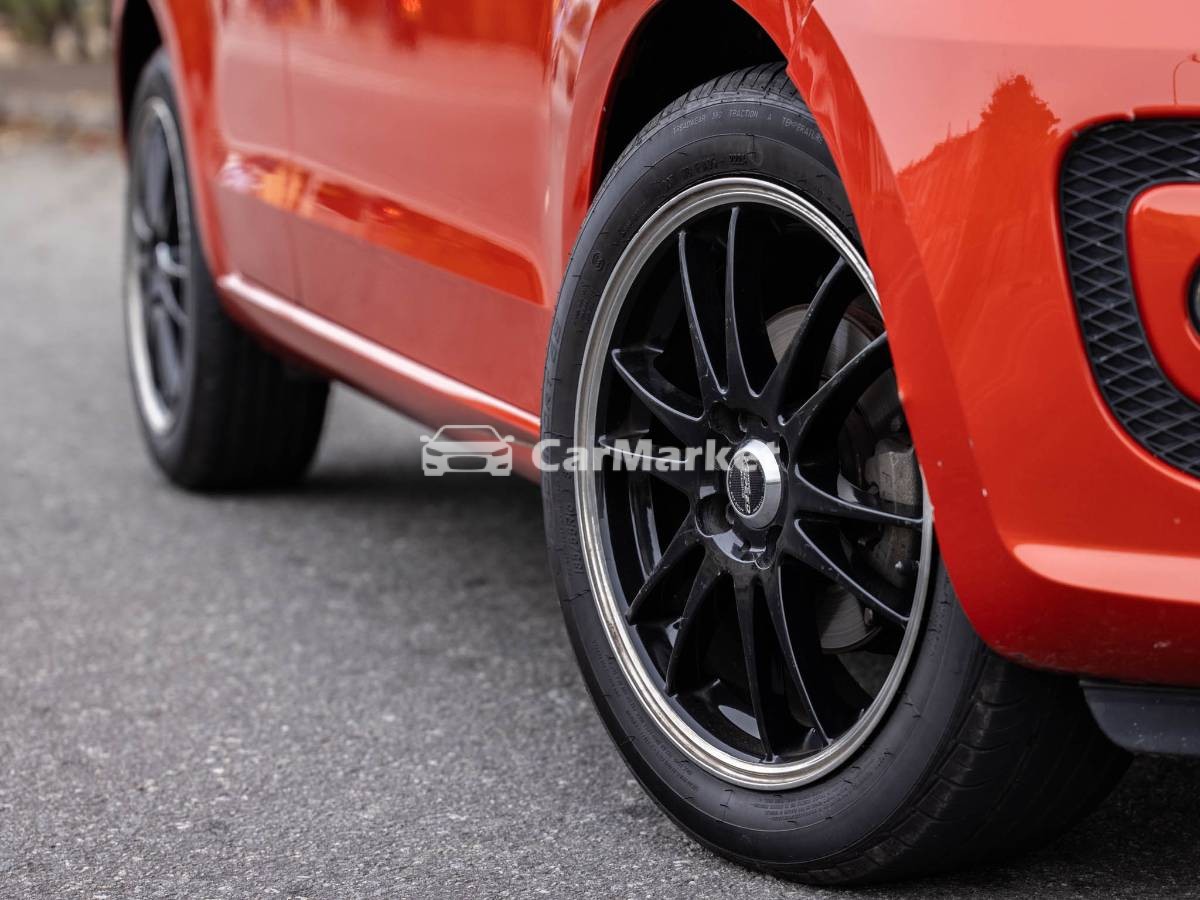 Slider Indicator Image 5