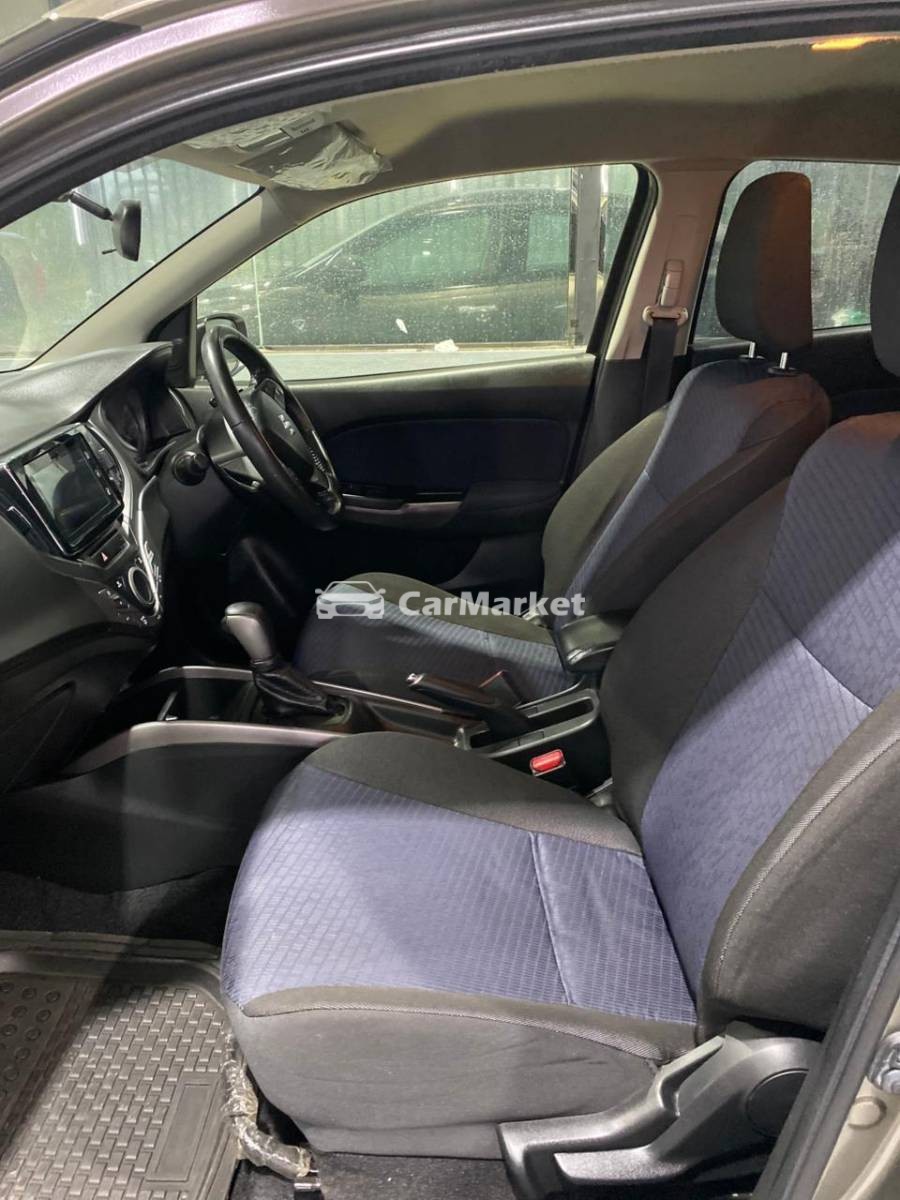 Slider Indicator Image 4