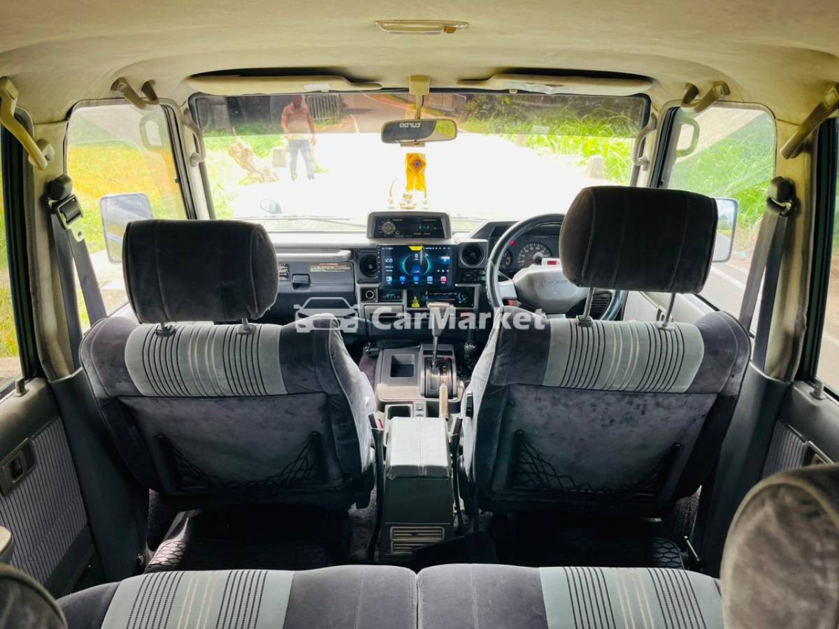 Slider Indicator Image 3