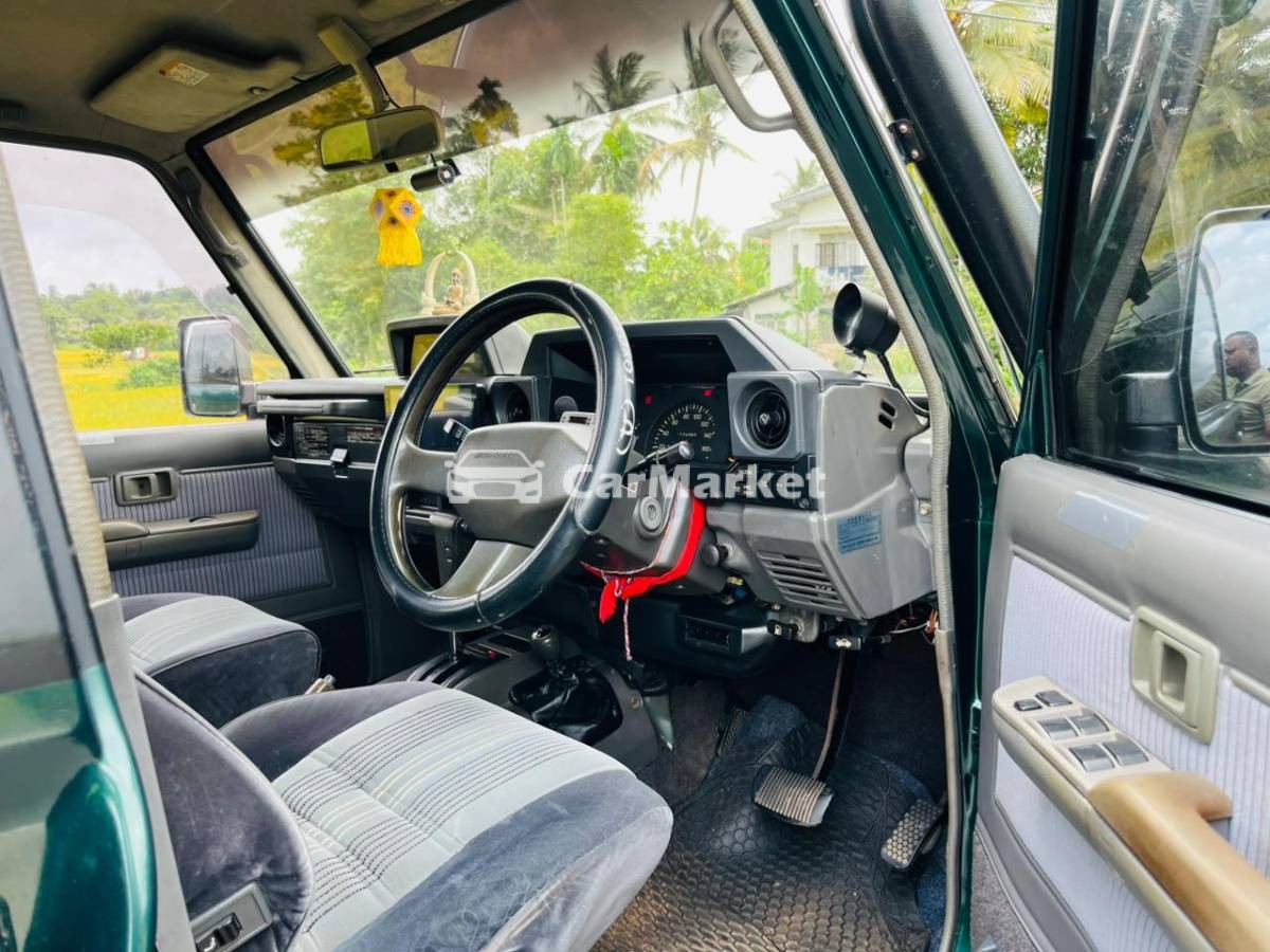 Slider Indicator Image 4