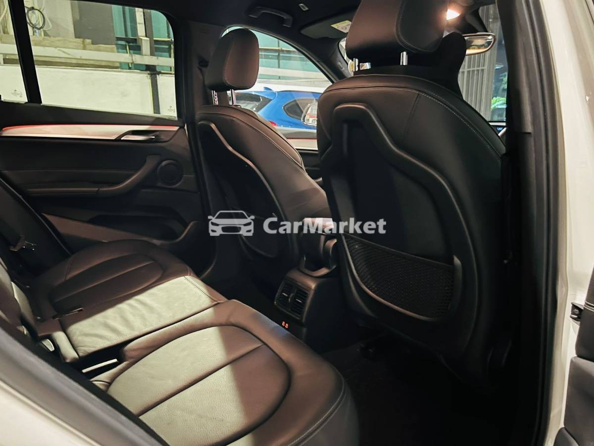 Slider Indicator Image 5