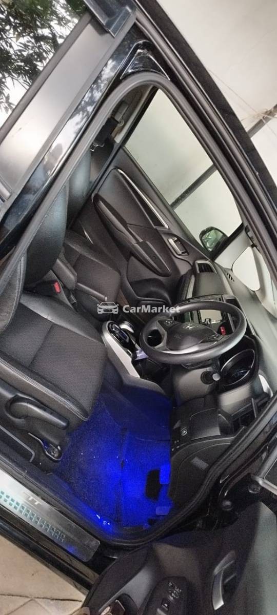 Slider Indicator Image 3