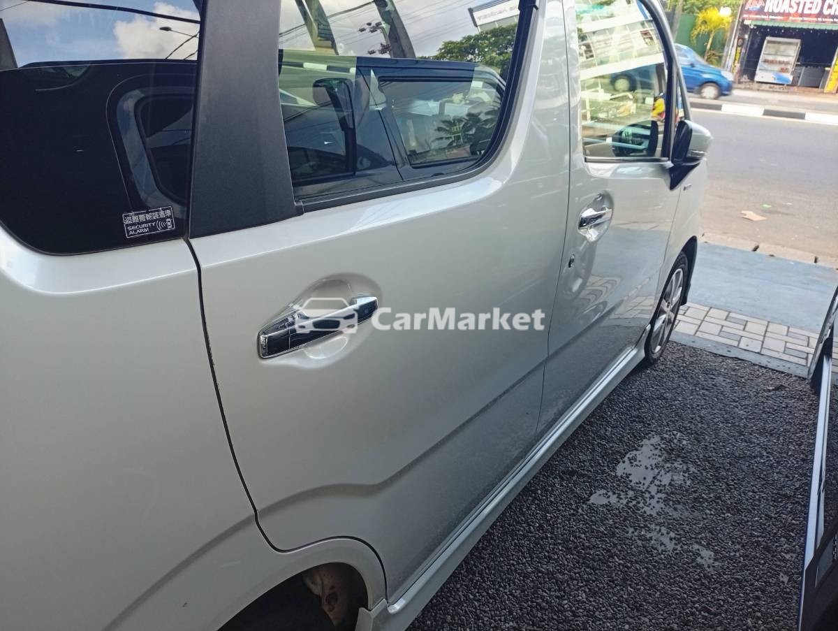 Slider Indicator Image 3