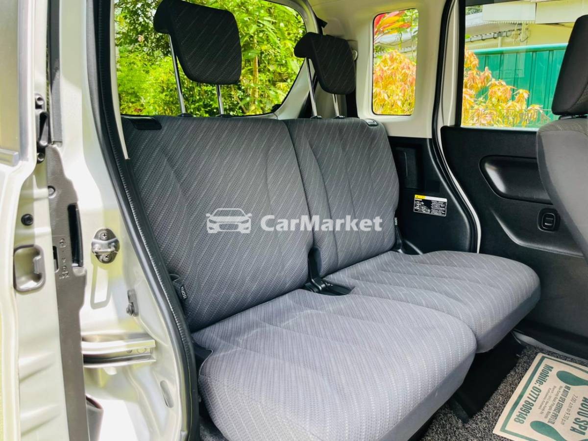 Slider Indicator Image 5