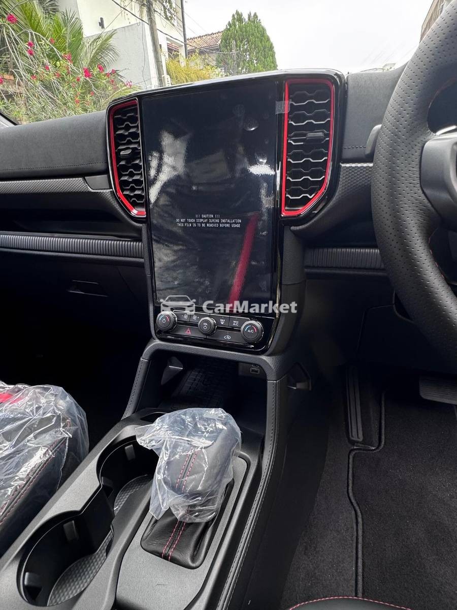 Slider Indicator Image 5