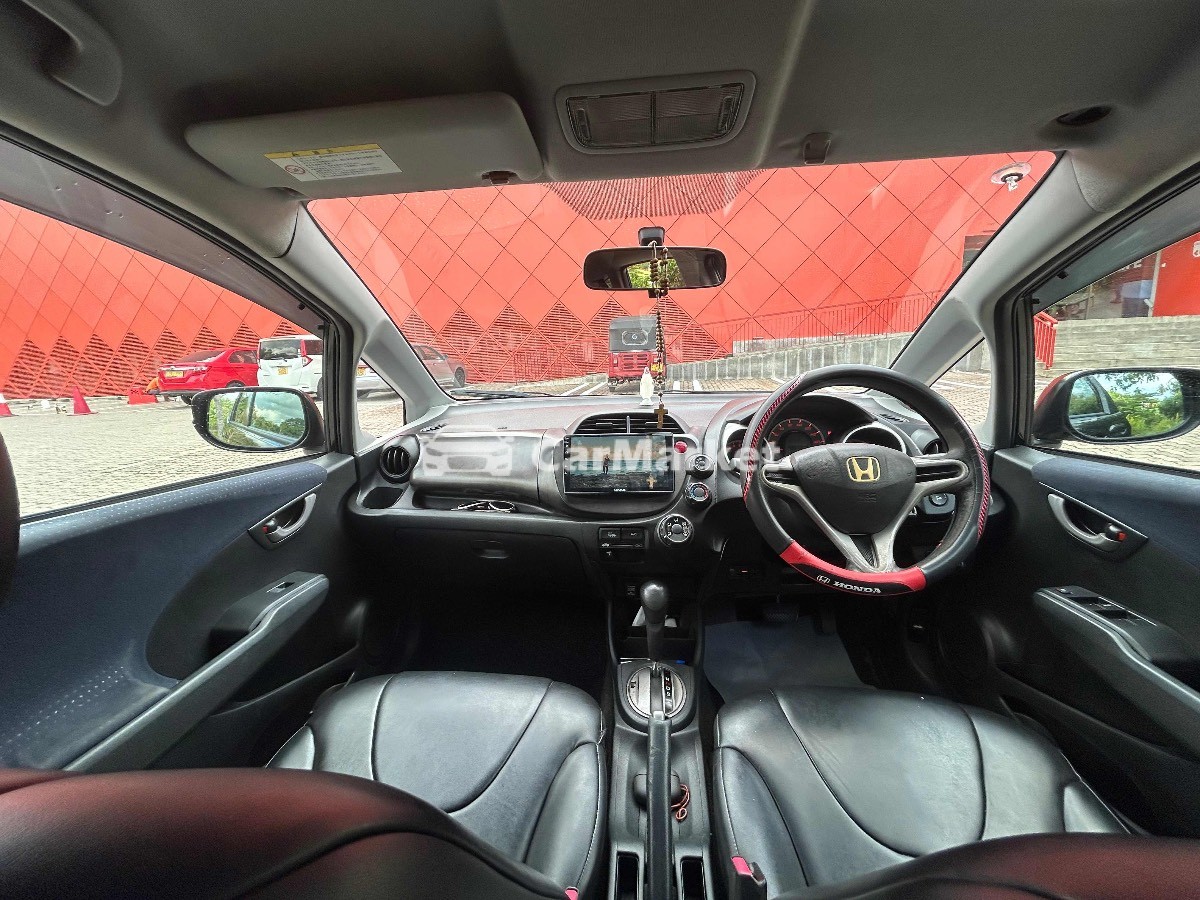 Slider Indicator Image 3