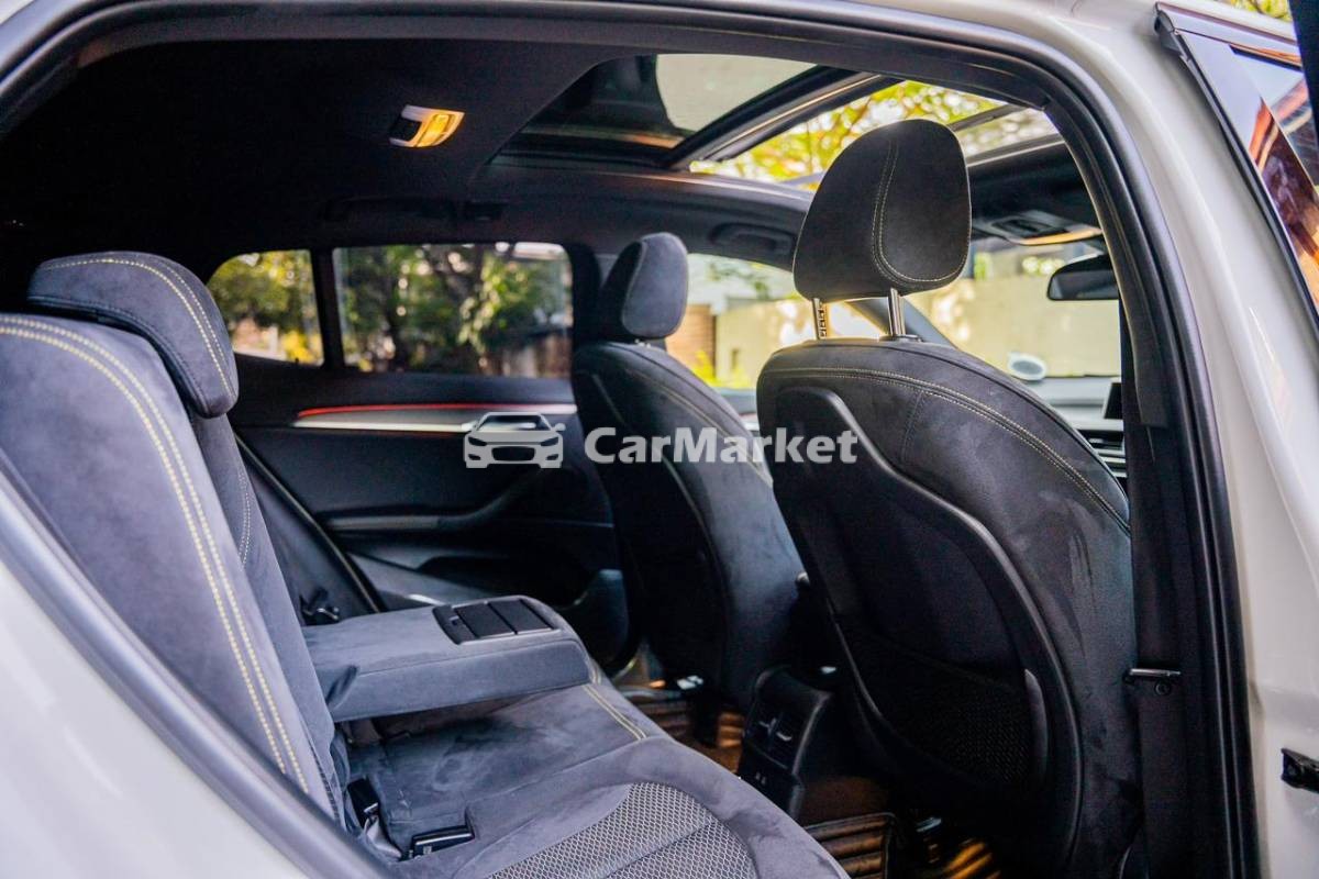 Slider Indicator Image 4