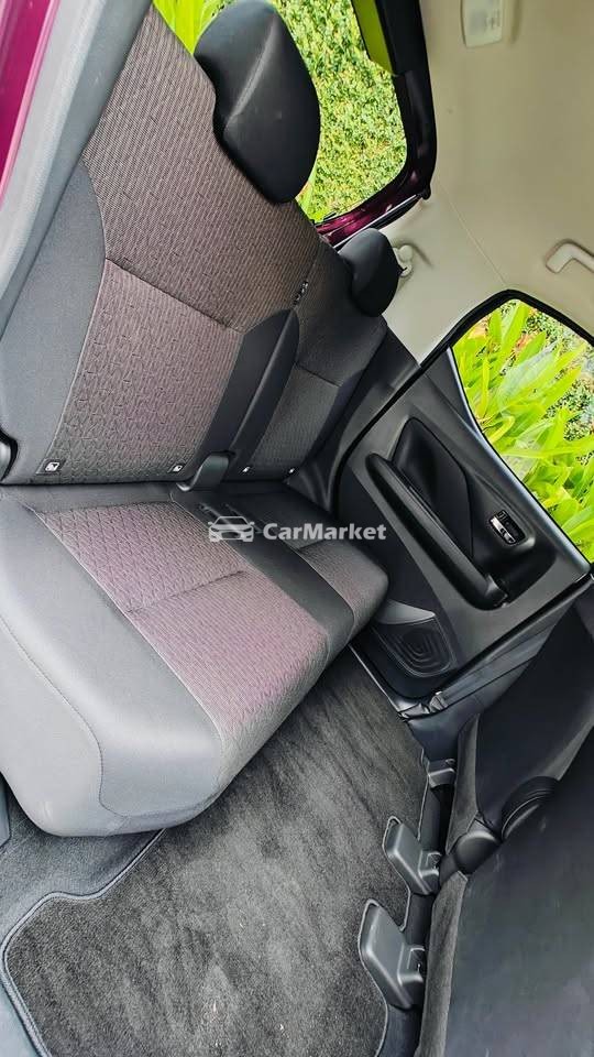 Slider Indicator Image 5