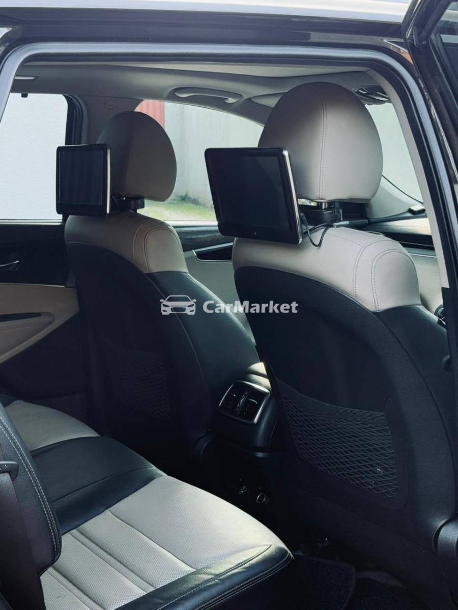 Slider Indicator Image 4