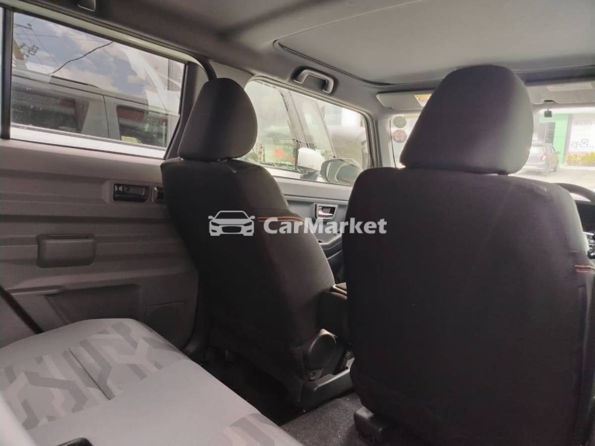 Slider Indicator Image 5