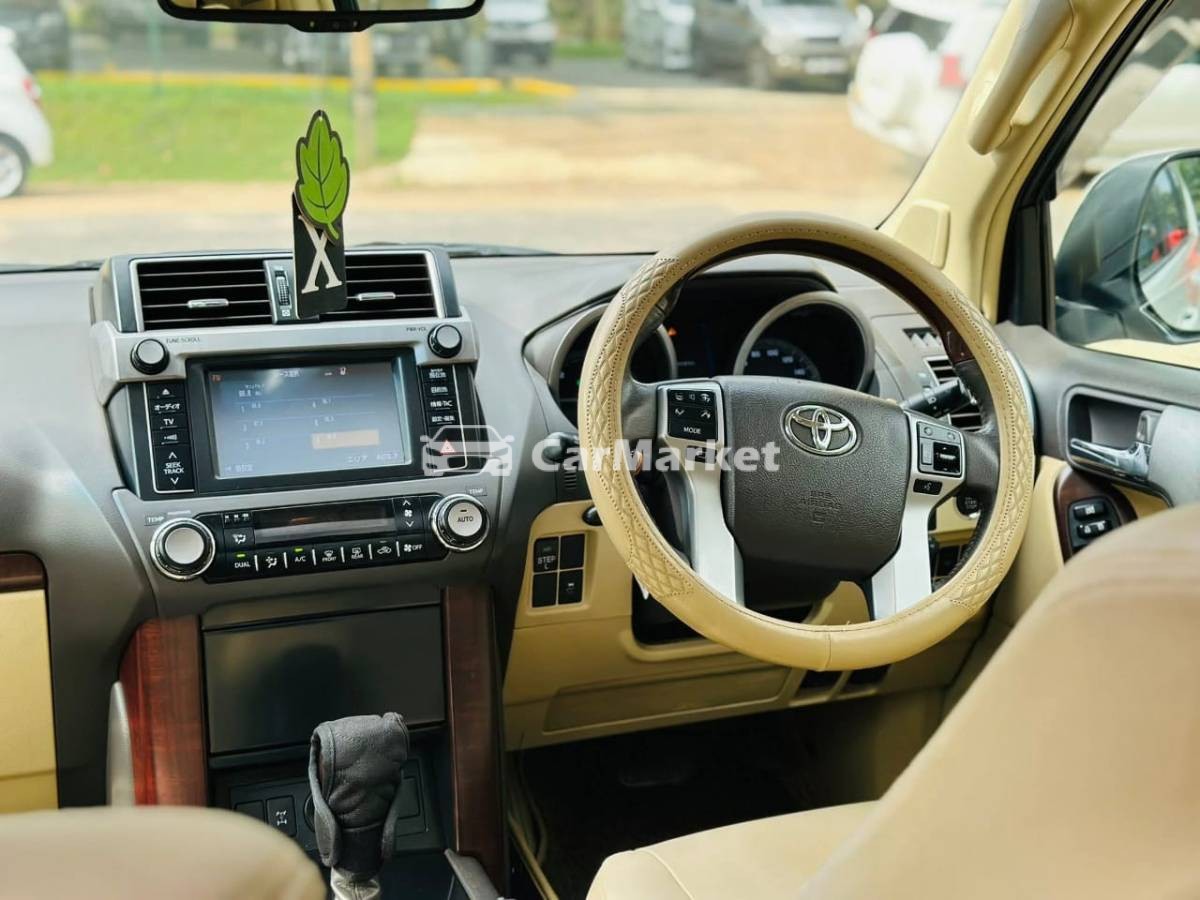 Slider Indicator Image 3